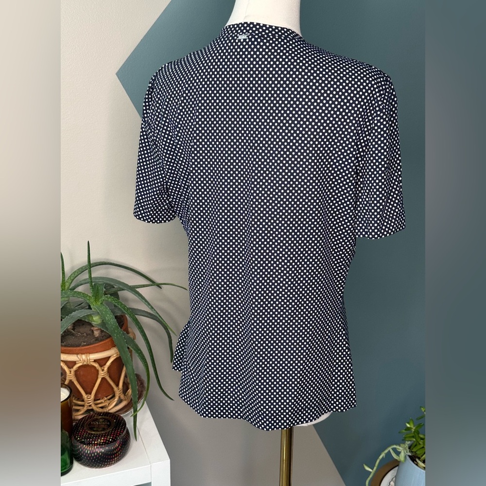 St. John Navy White Polka Dot Stretch Tee Top Size L Fitted Designer Quiet Lux - Picture 6 of 12